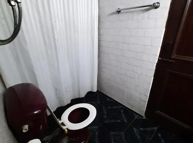 Budget King Room